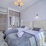 Ref 1477 - Apartment For Rent